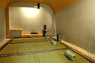 Ryokan Heihachi Tea House Inn Kyoto