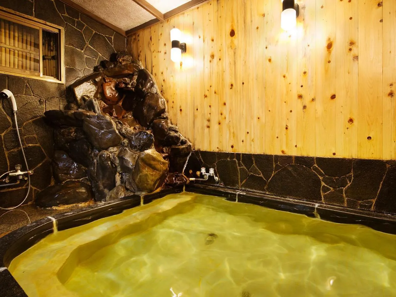 Ryokan Heihachi Tea House Inn Kyoto
